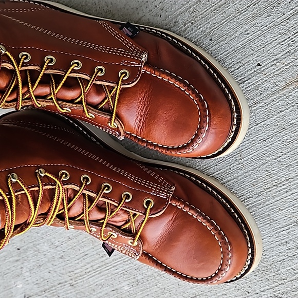 Thorogood Composite Toe American Made Moc Boots - Picture 2 of 9